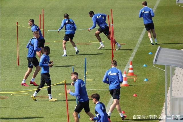 英超-廷贝尔破门萨利巴建功 阿森纳2-0曼联